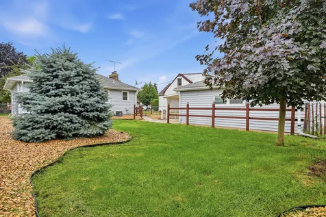 243 13th Avenue N South Saint Paul MN 55075