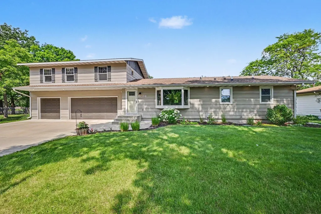 16594 Galena Avenue W Rosemount MN 55068