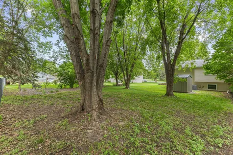 13612 86th Avenue N Maple Grove MN 55369