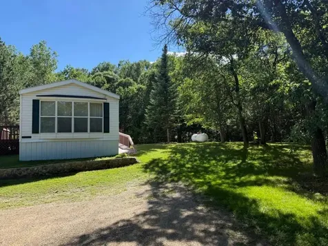 17949 253rd Avenue Nevis MN 56467