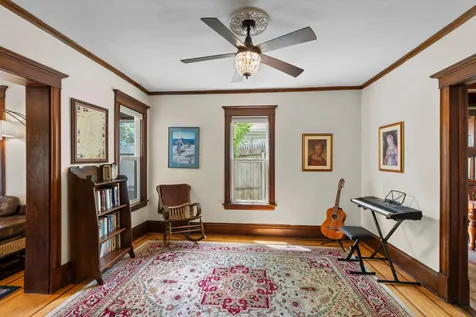 1507 Girard Avenue N Minneapolis MN 55411