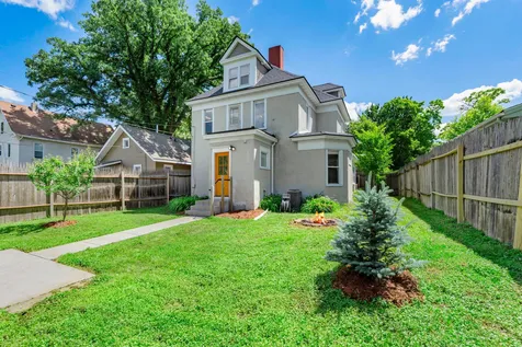 1507 Girard Avenue N Minneapolis MN 55411