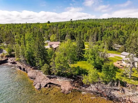 1690 Highway 61 Two Harbors MN 55616