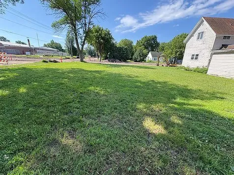 49 S Hering Street Appleton MN 56208