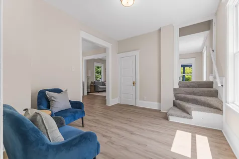 413 Knox Avenue N Minneapolis MN 55405