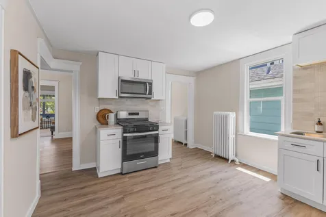 413 Knox Avenue N Minneapolis MN 55405