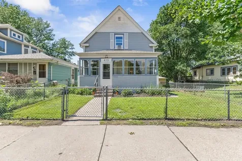 413 Knox Avenue N Minneapolis MN 55405