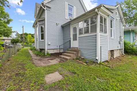 413 Knox Avenue N Minneapolis MN 55405