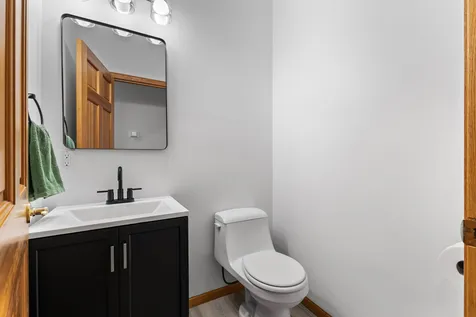 7520 Walker Street Saint Louis Park MN 55426