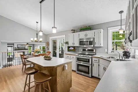 2945 Costa Lane Little Canada MN 55117