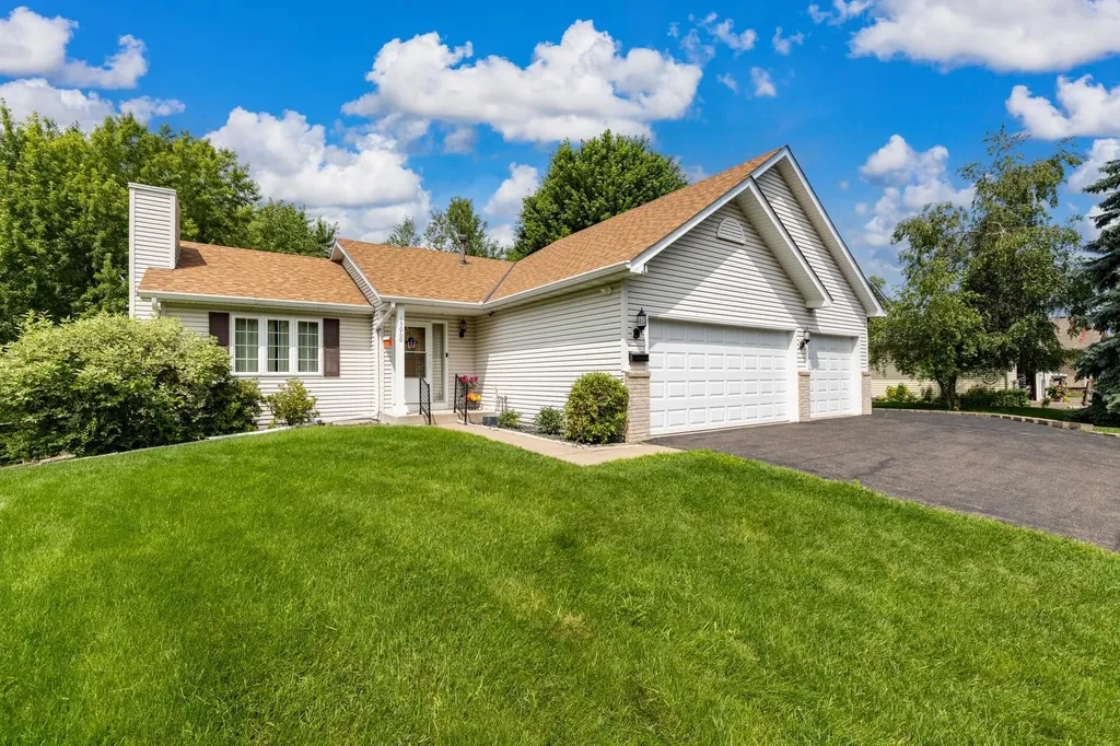 15060 Greene Avenue N Hugo MN 55038