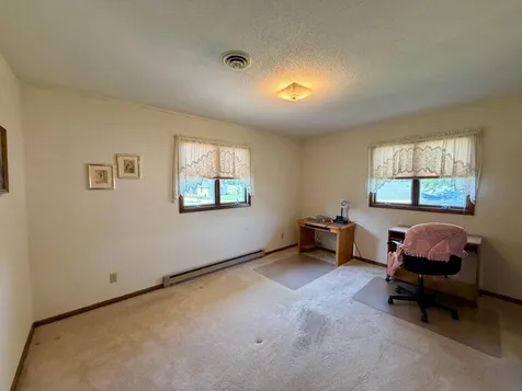 1111 Elm Cove Luverne MN 56156