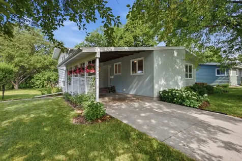 3002 8th Street N Fargo ND 58102