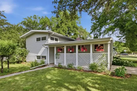 3002 8th Street N Fargo ND 58102