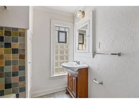 1913 Emerson Avenue Minneapolis MN 55408