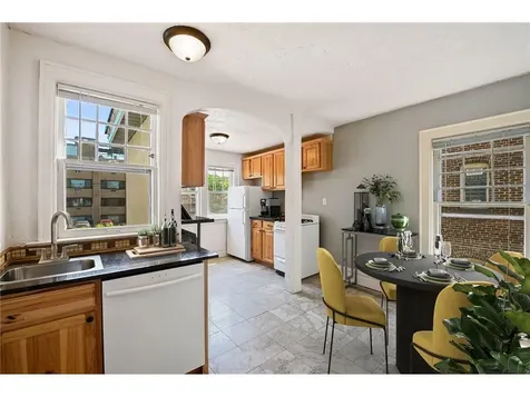 1913 Emerson Avenue Minneapolis MN 55408