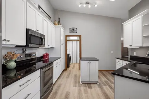 1729 Donegal Drive Woodbury MN 55125