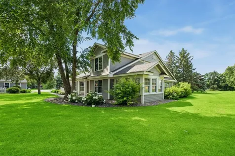1729 Donegal Drive Woodbury MN 55125