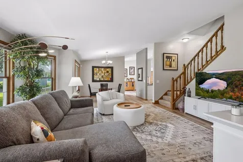 1729 Donegal Drive Woodbury MN 55125