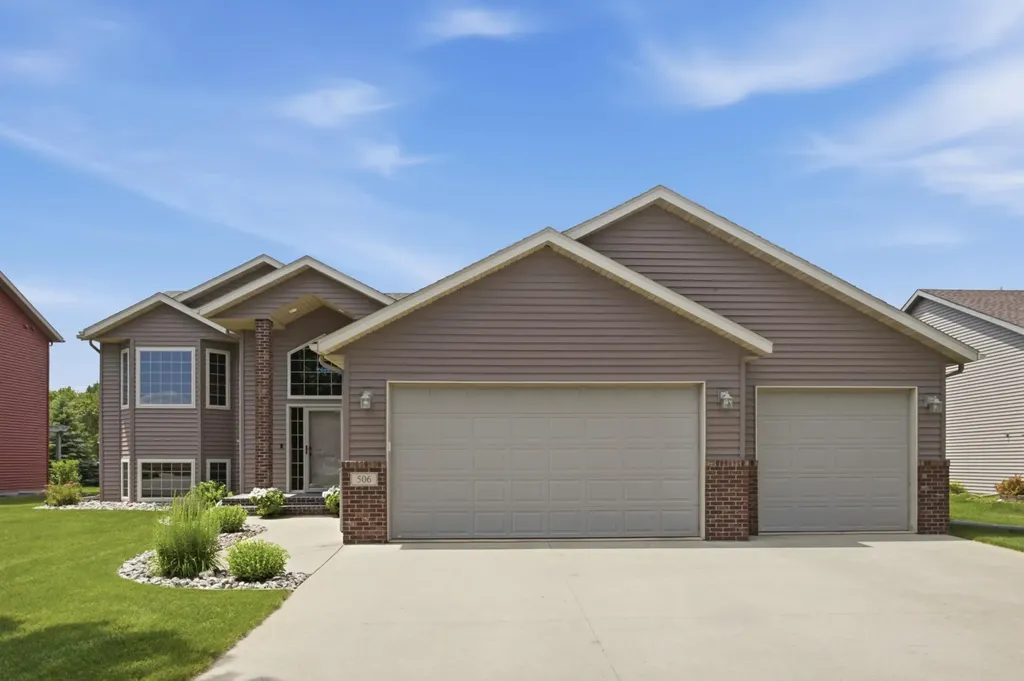 506 8th Street NE Dilworth MN 56529