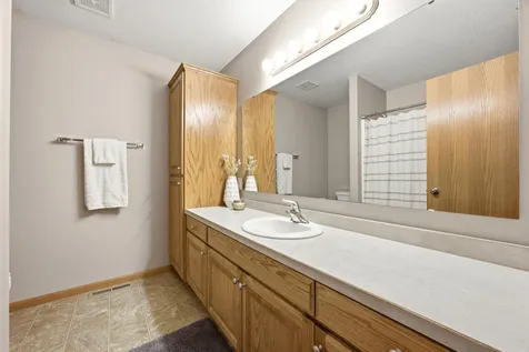 506 8th Street NE Dilworth MN 56529