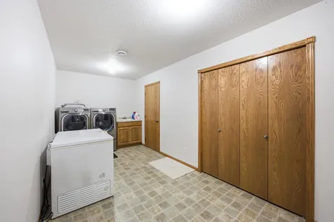 506 8th Street NE Dilworth MN 56529