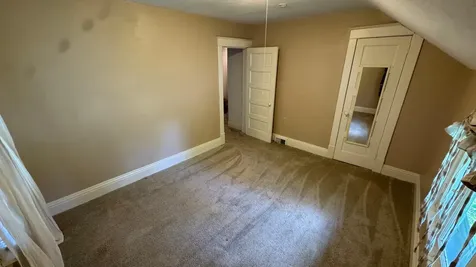 1805 Fulham Street Lauderdale MN 55113