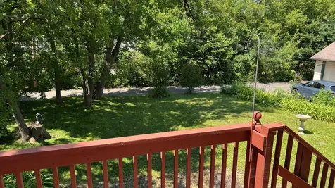 1805 Fulham Street Lauderdale MN 55113