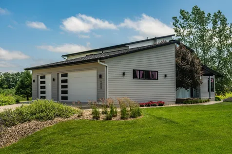 4080 Ironton Lane SW Plainview MN 55902