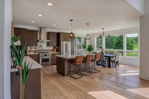 4080 Ironton Lane SW Plainview MN 55902