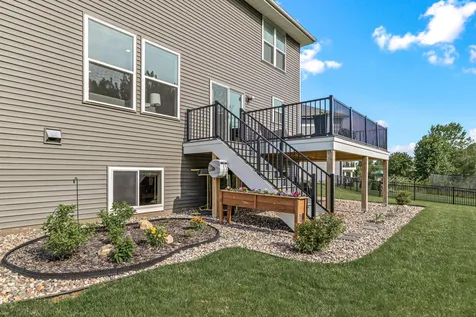 20490 Ginger Court Lakeville MN 55044