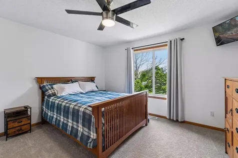 1131 Village Street SE New Prague MN 56071