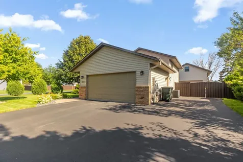 4240 159th Court W Rosemount MN 55068