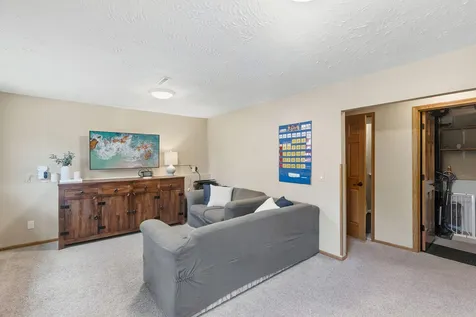 4240 159th Court W Rosemount MN 55068