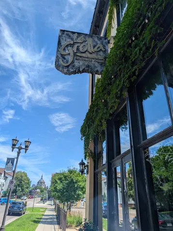 162 College Avenue W Saint Paul MN 55102