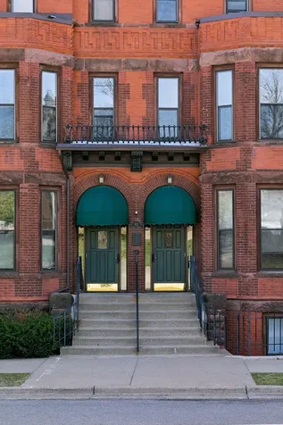 162 College Avenue W Saint Paul MN 55102