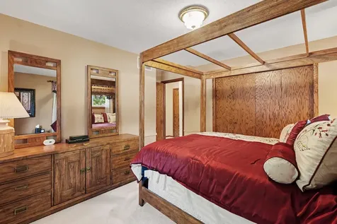 436 Rice Creek Boulevard NE Fridley MN 55432