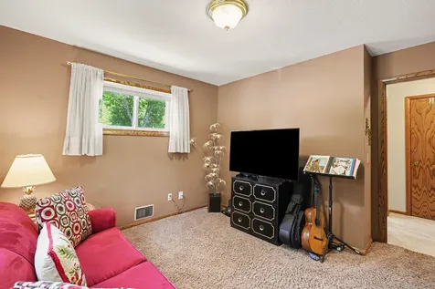 436 Rice Creek Boulevard NE Fridley MN 55432