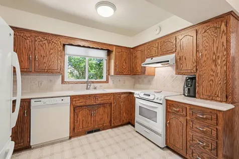 436 Rice Creek Boulevard NE Fridley MN 55432