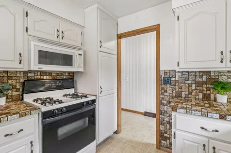 609 Mill Street Excelsior MN 55331