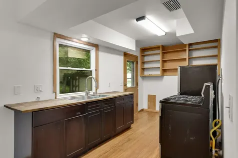 89 Flandrau Place Saint Paul MN 55106