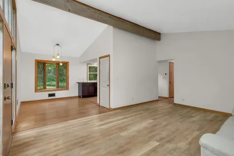 89 Flandrau Place Saint Paul MN 55106