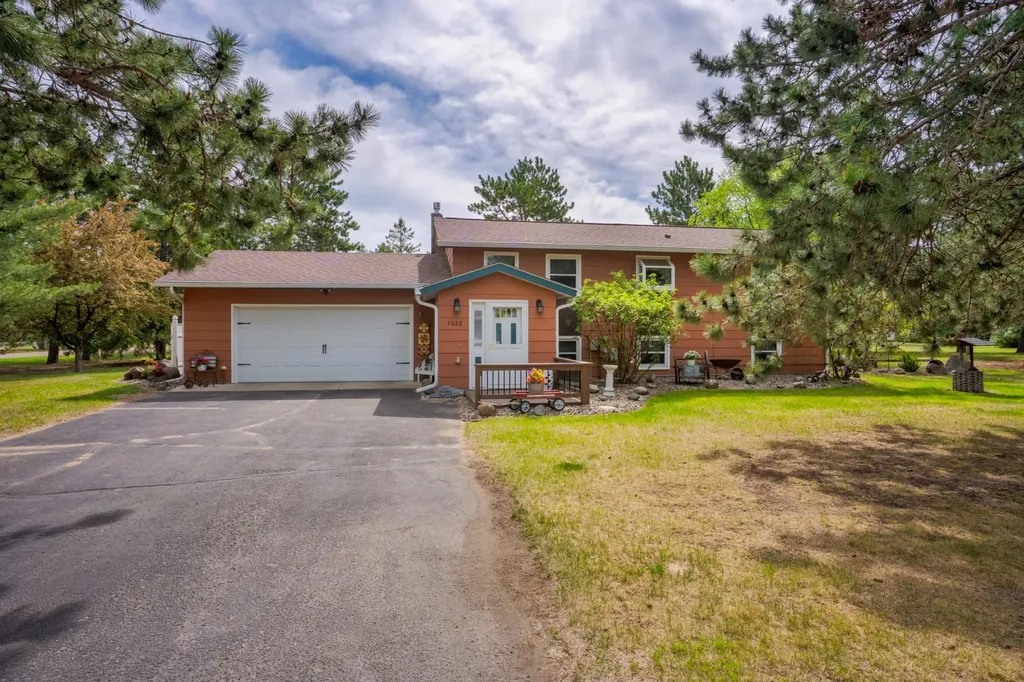 7022 Dickinson Drive NW Bemidji MN 56601