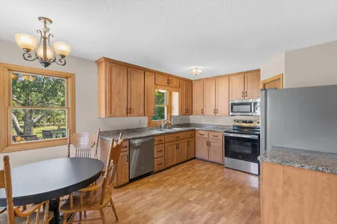 736 Lasso Lane Eagan MN 55123