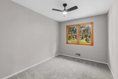 736 Lasso Lane Eagan MN 55123