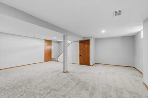 736 Lasso Lane Eagan MN 55123