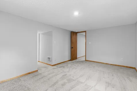 736 Lasso Lane Eagan MN 55123