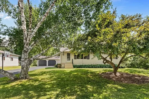 736 Lasso Lane Eagan MN 55123