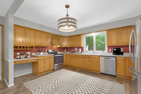 13513 Colfax Avenue S Burnsville MN 55337