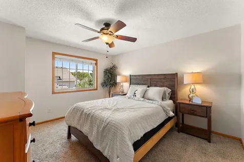8598 Quarry Ridge Lane Woodbury MN 55125